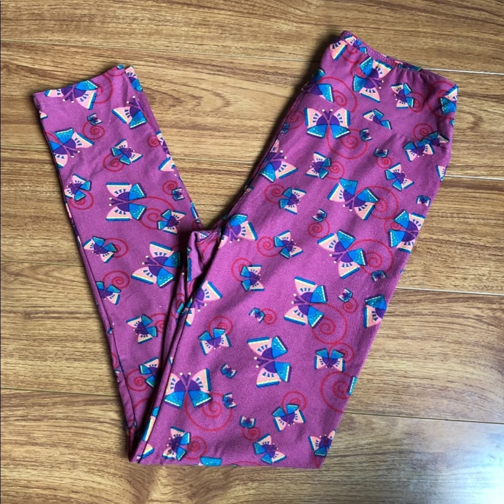 Lularoe OS leggings.